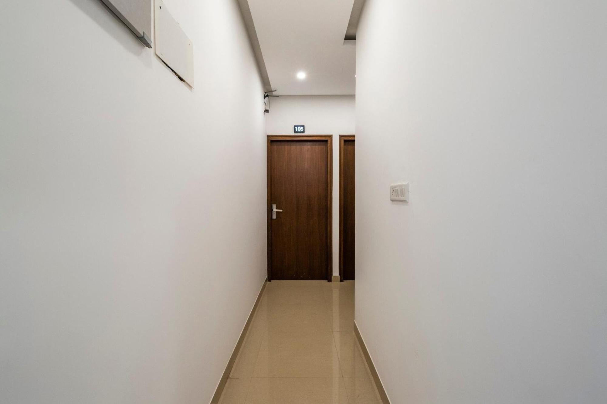 ホテル Super Townhouse Hebbal バンガロール エクステリア 写真